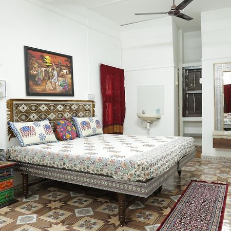 Prag View Heritage Homestay Bhuj Esterno foto